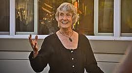 Timeline: Donna Haraway