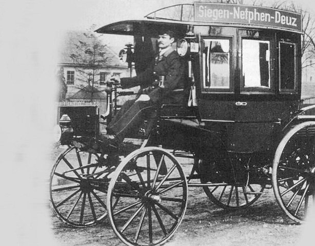 Benz & Co. and DMG build omnibuses