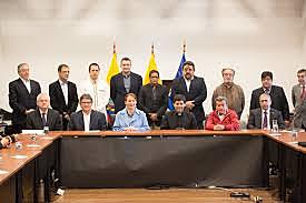 Diálogos de paz gobierno Santos - ELN