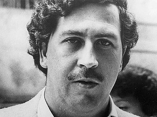 PABLO ESCOBAR COMO POLITICO