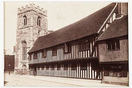 Shakespeare graduated Grammer School