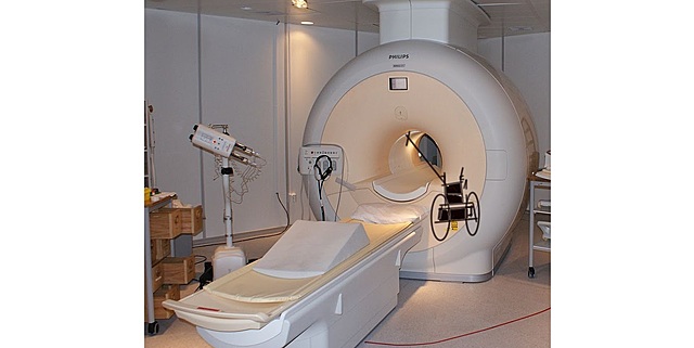 RESONANCIA MAGNÉTICA