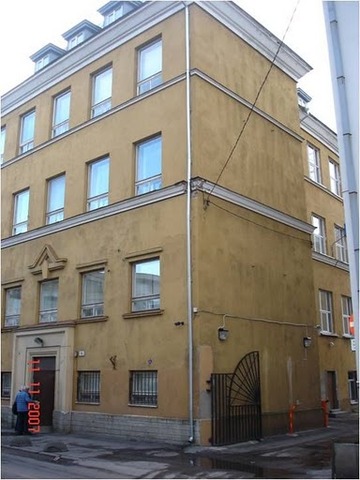 Переезд гимназии на Кару 16