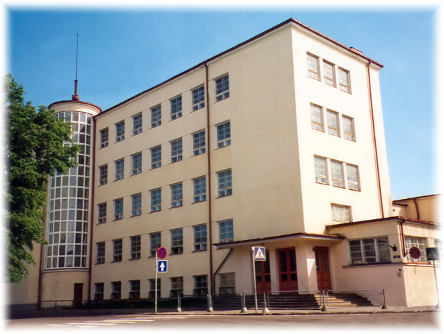 Городская русская гимназия переезжает