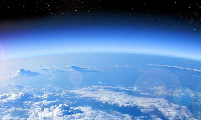 Oxygen accumulates in the atmosphere (1.5 billion years ago)