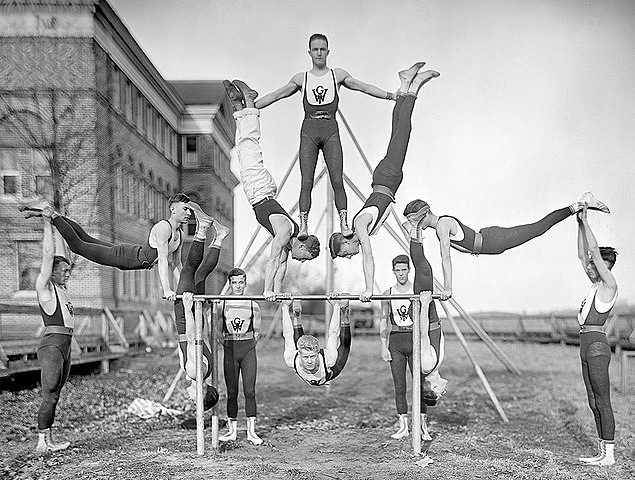 CREACIÓN DE LA ASOCIACIÓN AMATEUR DE GIMNASIA