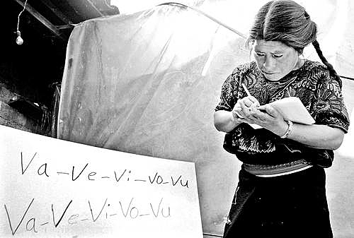 Baja tasa de escolaridad.