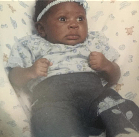 En 3 de abril de 2003 yo naci