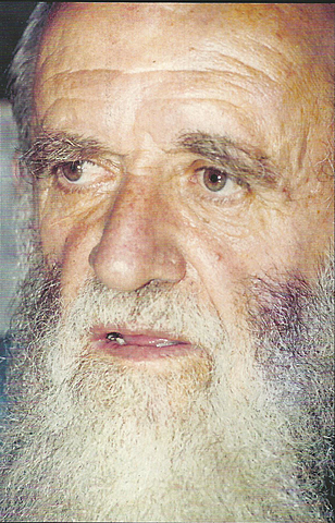 Misiones del profesor Currie y el Padre Lebret en la década de 1950  así como la misión de la Organización Internacional del Trabajo a finales de los años sesenta.