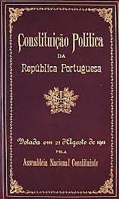 Asamblea Constitucional aprueba la Constitución