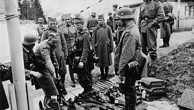 Alemania invade balcanes