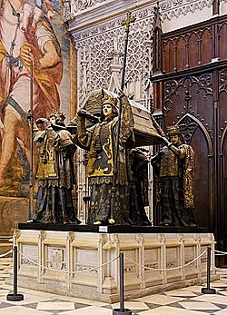 Merino. (2010).LA TUMBA DE COLÓN