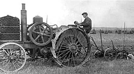 Timeline: Historia del Tractor