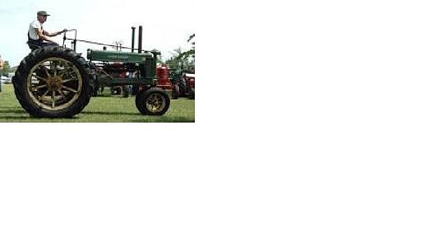 El primer loco tractor