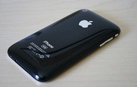 iPhone 3GS.
