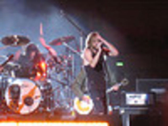 Foo Fighters Releases "Let It Die"