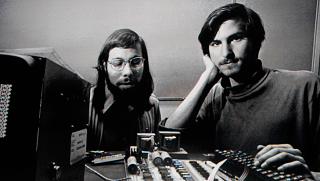 Steve Jobs Starts Apple
