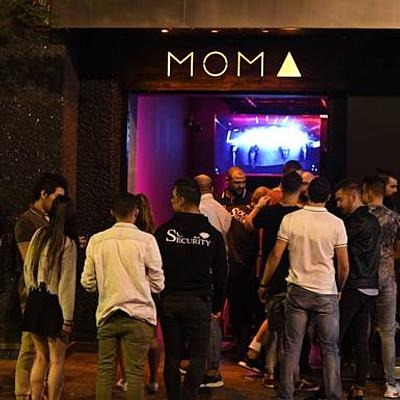 Timeline: Moma auzia