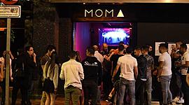 Timeline: Moma auzia