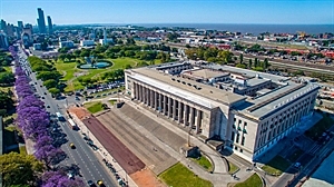 Que mas iso el famoso Jorge Luis?