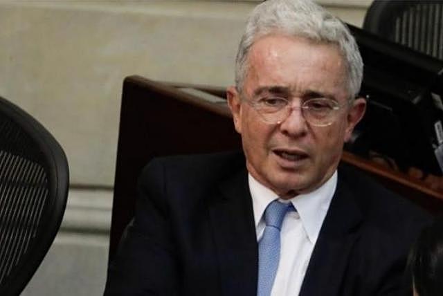 GOBIERNO ALVARO URIBE