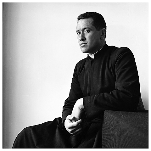 JORGE CAMILO TORRES RESTREPO