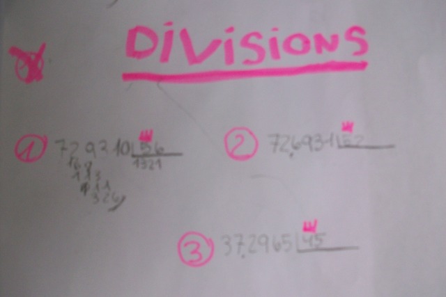 Divions amb un rei educat