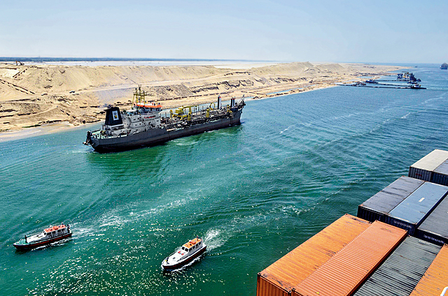 Apertura del Canal de Suez