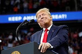 #TrumpWall / #BorderWall