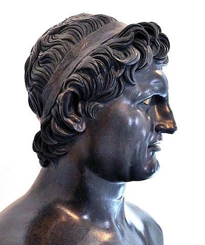 Seleuc conquista Babilònia.