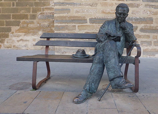 Antonio Machado muere