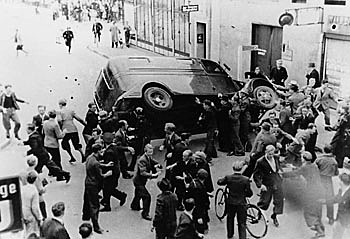 Alemania comienza la ocupación de Dinamarca e invade Noruega.