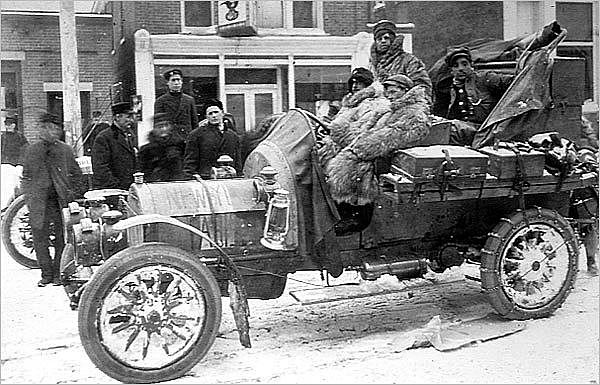 Ford Opens the First Overseas Sales Branch in Paris