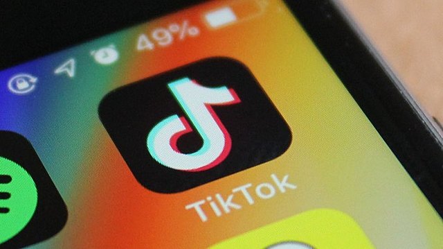 TicTok Bans Political Ads