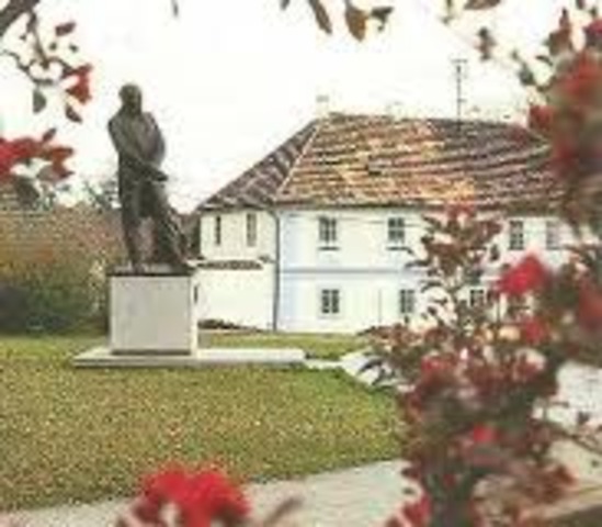 Ocupa un lloc en l'orquestra del seu poble