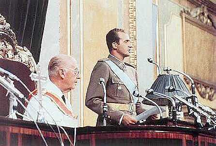 Juan Carlos es designado sucesor del Caudillo