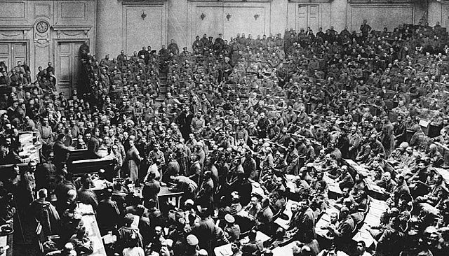 Processo Revolucionário e Governo Provisório