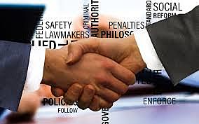 Se regulan la existencia y funcionamiento de las Zonas Francas Transitorias de carácter comercial y de servicios.