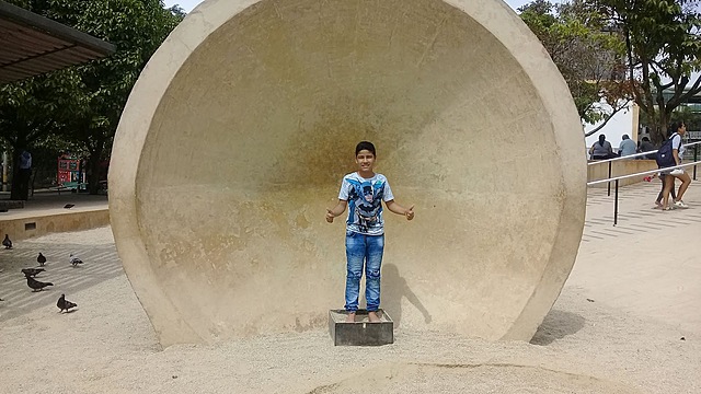 fui a medellin a vistar una familia de mi papa