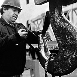 Sanción de primera normativa contra accidentes