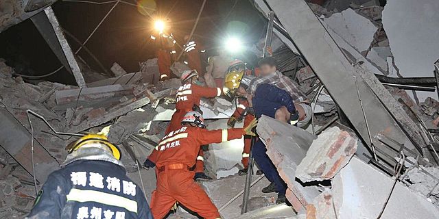 Se derrumba un hotel para hospedar personas contagiadas por coronavirus en China