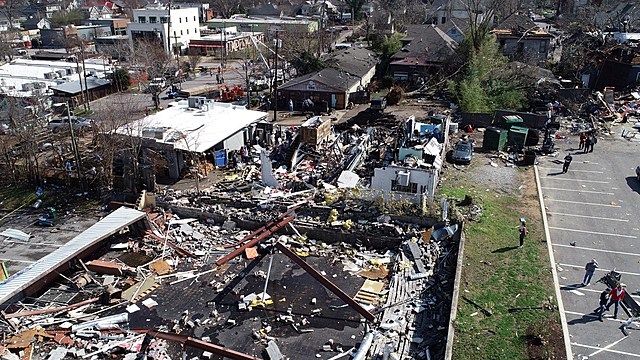 Tornado en Nashville mato 25 personas