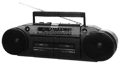 Adquisición de la segunda radio en la familia y casetes