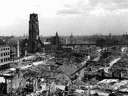 1940: Bombardeo a Roterdam