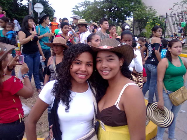 WITH MY SISTER IN THE FESTIVAL VALLENATO