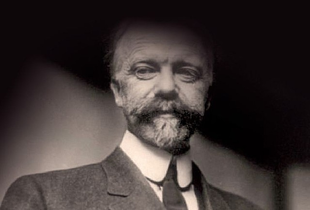 Críticas a Teoria Clássica da Administração - Henri Fayol