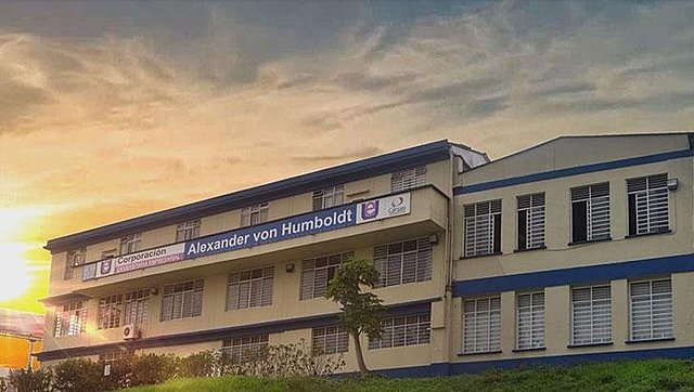 Creación de la CUE.