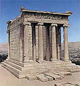 Costruzione del tempio dedicato ad Atena Nike