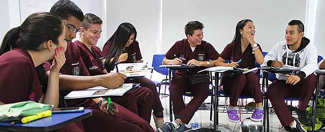 Registro calificado en Medicina.