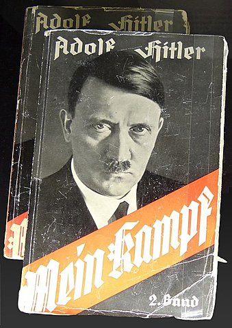 Mein Kampf es publicado